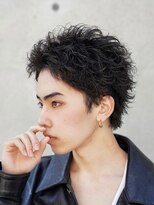 フィフス 渋谷(fifth)&nbsp;今流行りの無造作刈り上げないツイストスパイラルショートパーマ