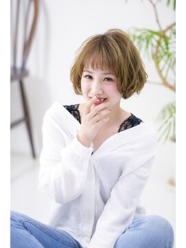 クルール バイ マーブル(COULEUR by Marble) 大人可愛い ナチュラル エアリーショートボブ