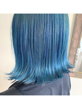 オズギュルヘア(Ozgur hair) さわやか水色カラー