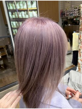 モモ(MOMO) ピンクベージュ