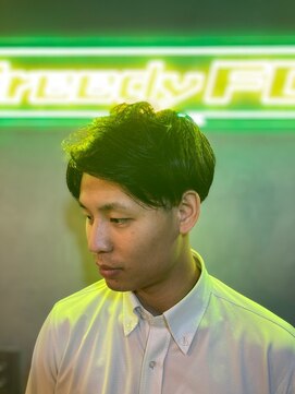 グリーディーフォックス 代々木(Greedy FOX) 韓国マッシュ/センタ-パ-ト/ツイストスパイラル/スキンフェード