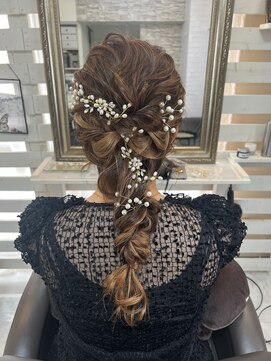 ロコロア(Rocoroa) ゆるふわ編みおろしヘア☆