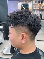 グナスティバイダムディー トウキョウ(GNASTY by DAMDEE TOKYO)&nbsp;ツーブロックマッシュ/波巻き/ハイライト/束感[大宮/理容室]