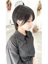 マルレ(MARLE)&nbsp;都島ショート アッシュ ベリーショート 黒髪