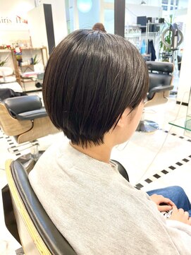 イリス(Hiris) 耳掛けショート