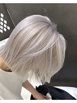 ヲタク(wotaku.) ホワイトシルバー2ブリーチトリプルカラーケアブリーチホワイト