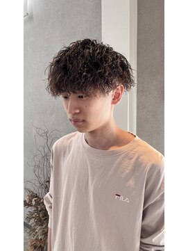 リタ(LITA) 波巻きスパイラルパーマメンズマッシュパーマツイスト パーマ