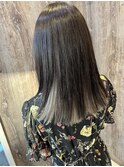 ミルクティーベージュ × インナーカラー