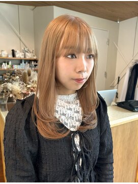 エルム 原宿 表参道(yelm) ロングローレイヤーカットブリーチダブルカラーラテベージュ