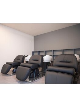 日々の疲れや髪の綺麗にしたい方にオススメ◎リラックスした空間をぜひお過ごしください＊