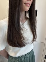 アローム(alom) イメチェン/ホワイトブロンド/外ハネボブ/美髪/茅ヶ崎