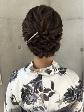 スタジオカラー(Studio Color) シニヨン