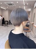刈り上げ マッシュショート ブリーチ グレージュ 色落ち 三宮