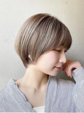 バイエイト(X８) ショートボブ髪型20代30代40代50代前髪あり前髪なし面長丸顔