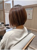 大人前下がりボブ