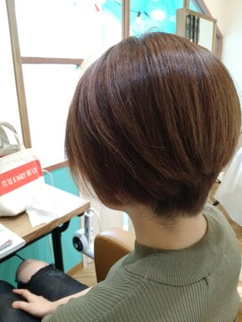 ロンド ブランシュ 錦糸町北口(Lond blanche) 後ろ姿スッキリ大人前下がりショート☆【副店長　石黒　翔】