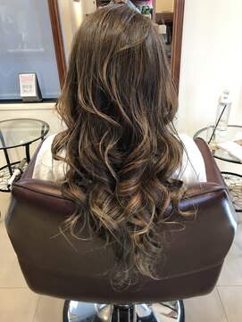 アールワークオブアート(R WORK OF ART) ブロンドグラデーション