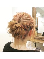 リガナッツ 赤羽店(Riganuts)&nbsp;[riganuts 赤羽]編み込みルーズアレンジ３