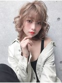 小顔セミウェットウェーブピンクベージュハイライトカラー