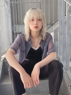 リアイス(Re:ICE) ミニウルフ/くすみブルー/流れるレイヤー/インナーハイライト