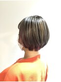 【Quartett】ショートボブ×インナーピンク×ハイライトグレー