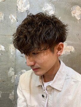 アカ(ACA) ツイストスパイラル　波巻きパーマ　波巻スパイラル 札幌　大通