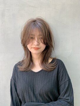 アリエッタ(aRietta) [arietta]ふんわりニュアンスレイヤーオリーブベージュ