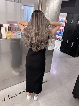 キング 梅田(K!ng) 【梅田】ハイライトバレイヤージュコントラストハイライト