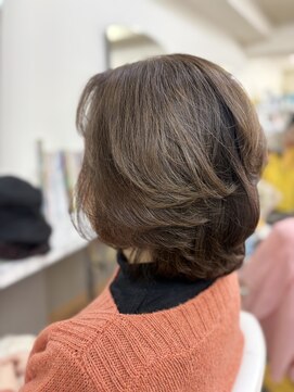 ビューティーサロンじゅん セミロング