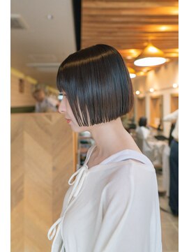 シビバイレボ(CIBI by revo) レイヤーボブ/ショートボブ/ボブ