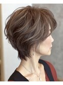 ショート×白髪ぼかし30代40代50代