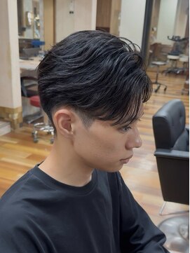 イエローコーン 金沢文庫店(YELLOW CORN) ニュアンスパーマ/カルマパーマ/メンズパーマ/センターパート