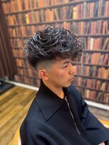 ラグジュアリーバーバーカミング 入間店(Luxury BARBER Kaming)&nbsp;スペインカール