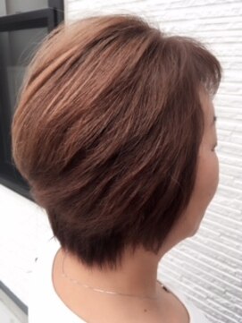 キュアート ヘアアンドメイク(CUART Hair&Make) ミセスショート