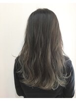 フレアジェネラス(FLEAR generous)&nbsp;【オフィスで浮かないグラデーションカラー】柳本麻守