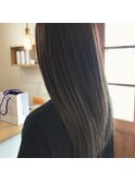 グラデーションのスモーキーアッシュ♪