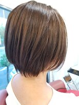 【QUALIS】ショートボブ　スッキリ/女性らしい丸みシルエット