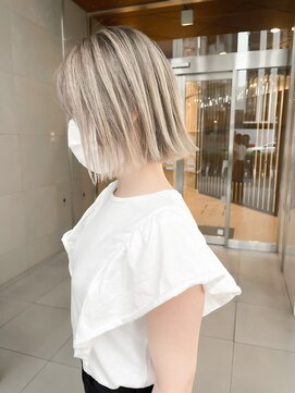 キオク(KIOX) フルブリーチベースから作るバレイヤージュ