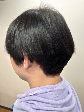 ヴェルデ シンバシ(VERDE SHINBASHI) ストレートセンターパート マッシュ　髪質改善　縮毛矯正刈上げ