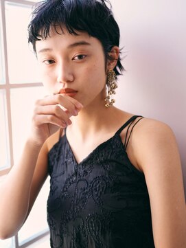 リィベ(Liibe) Liibe Style #チビウルフ#スウィングショート#前髪パーマ