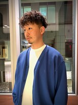 ザバーバー 東京(THE BARBER) 大人2ブロ カーリーヘア