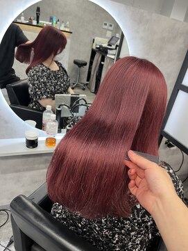 アイ(_i) ブリーチでできるピンクカラー☆