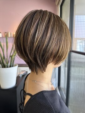 アヴァンス 北花田店(AVANCE) ＊ショート/前下がり/ひし形/綺麗ショート