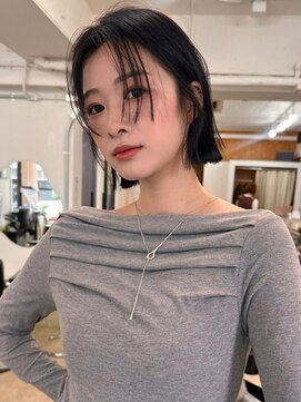 ハニー 町田(HONEY) イメチェン前髪　レイヤーボブ　黒髪　ブラックアッシュ