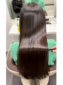 美髪矯正で艶髪に