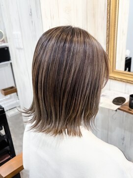 ルピナス(Lupine.) 【Haruna】切りっぱなしボブ♪