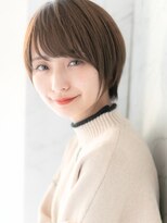 ローレン(LOREN) エラ張り/骨格矯正/大人女性似合わせフェザーショート