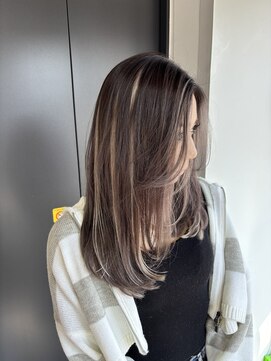 ラピス 横浜(Lapis) ミルクティーベージュシールエクブリーチカラーレイヤーカット