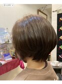 ミディアムボブ