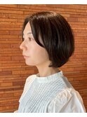 センターパート×丸みショートボブ